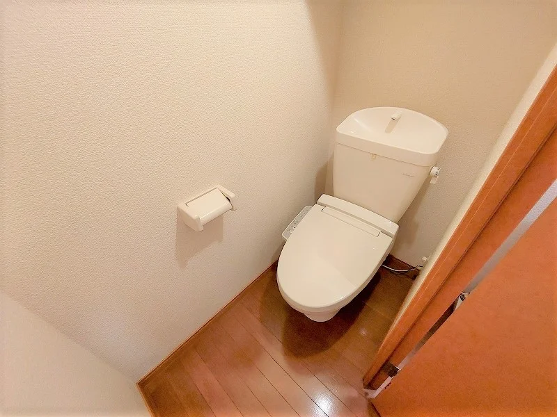 バス・トイレ別で快適です。