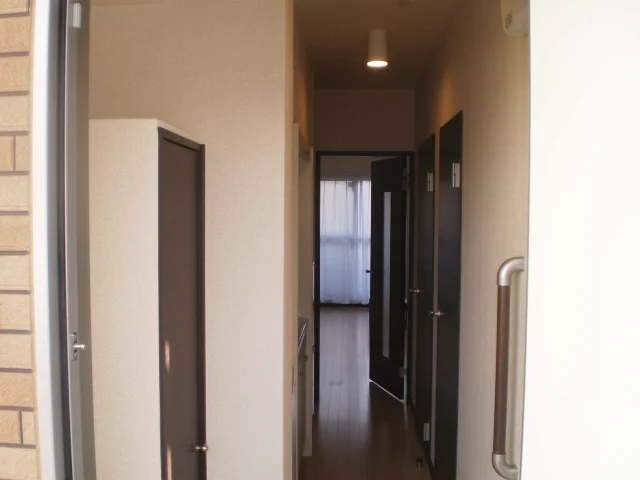 玄関からお部屋まで