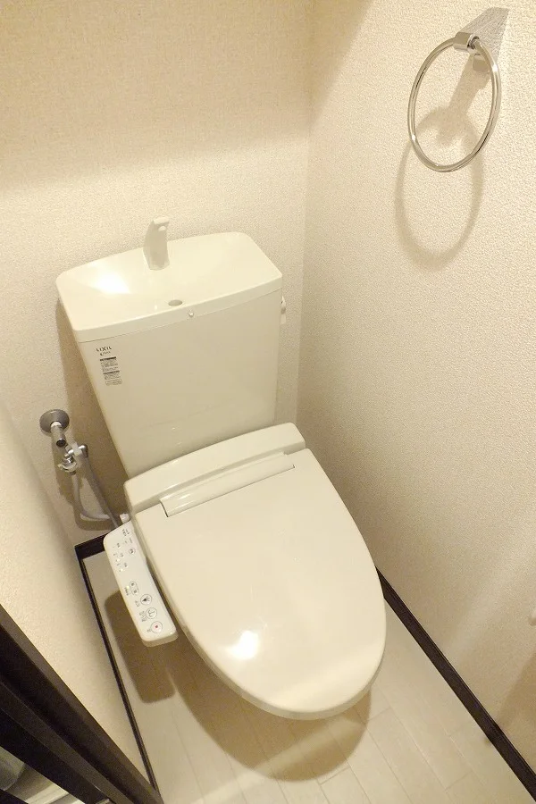 温水洗浄便座
