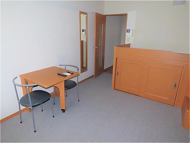 ハイベッドタイプのお部屋です