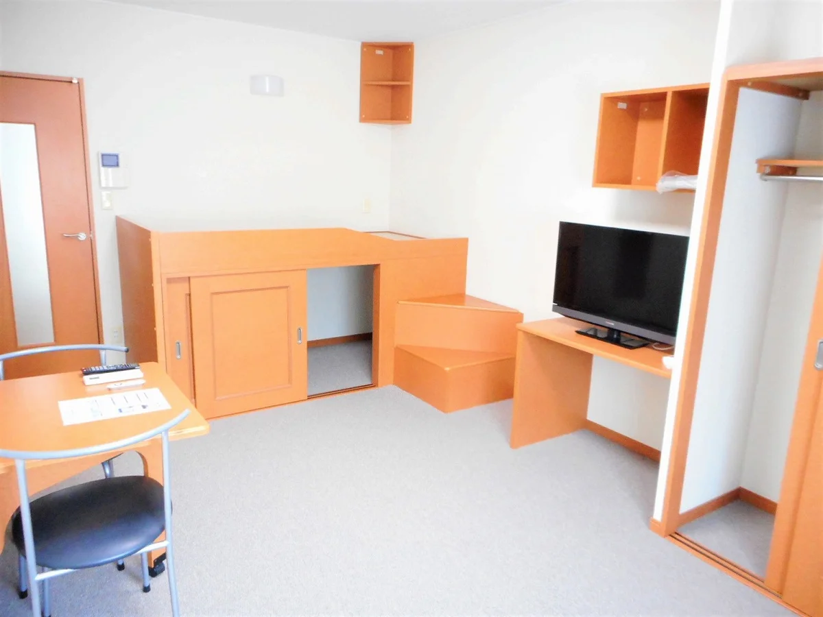 ハイベッドタイプのお部屋です