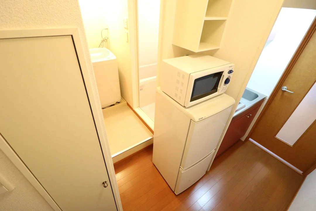 大型家具家電付きにより初めての一人暮らしの方も安心！