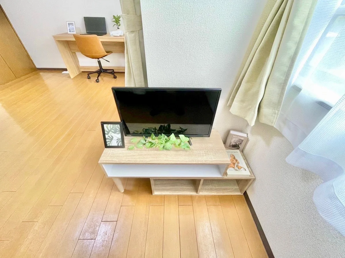 ※撮影用の観葉植物・食器調理器具・雑貨類等はございません。※図面・写真は現況優先。