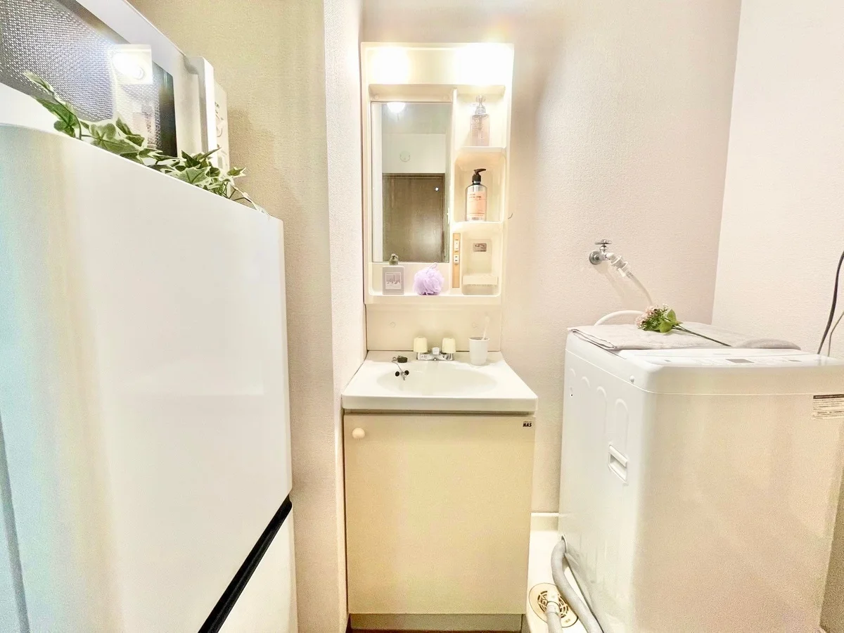 ※撮影用の観葉植物・食器調理器具・雑貨類等はございません。※図面・写真は現況優先。