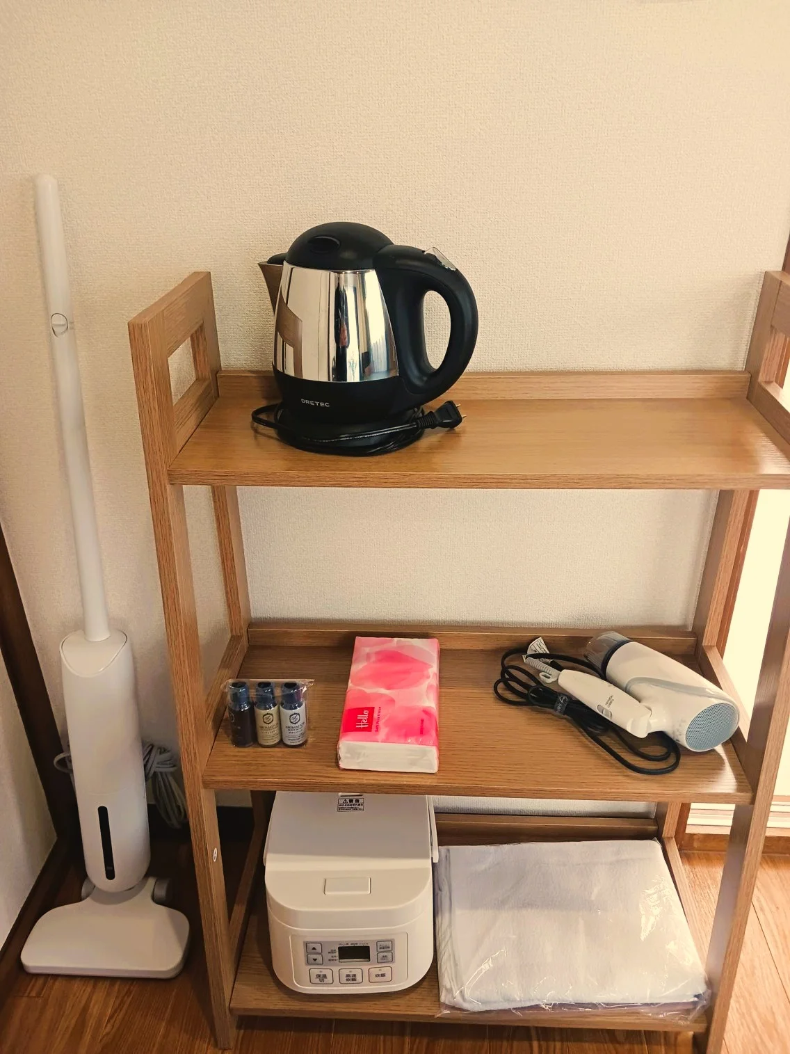 掃除機、電気ケトル、炊飯器、ドライヤー