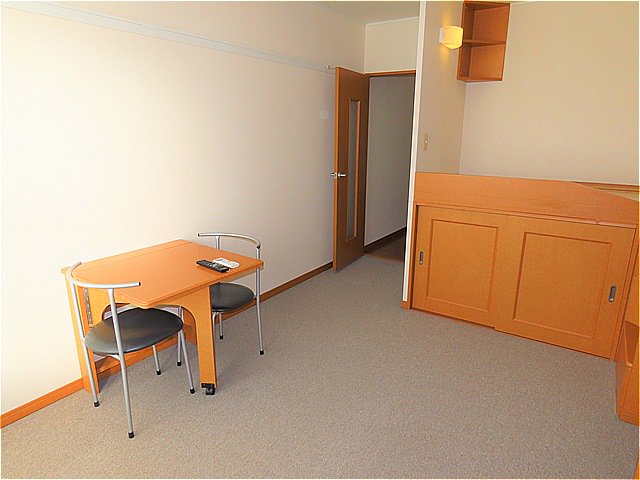 ハイベッドタイプのお部屋です