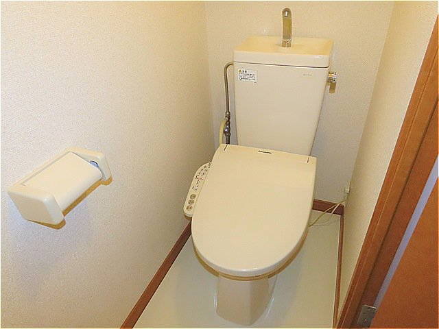 お風呂、トイレは完全別です