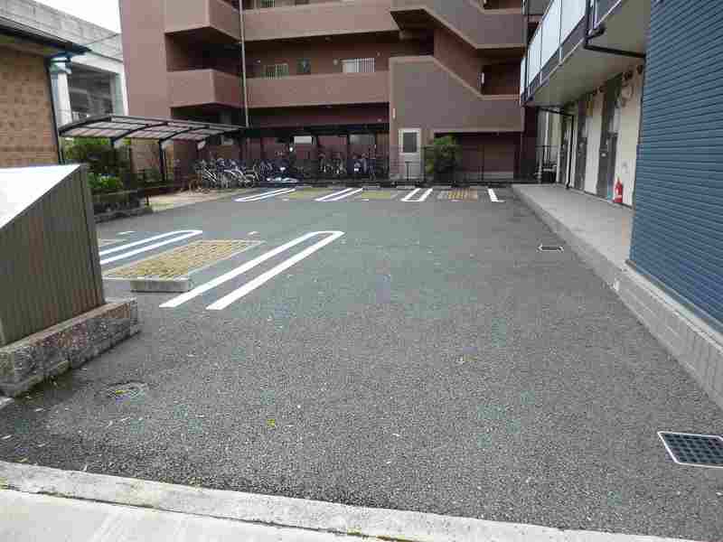 写真と現状が異なる場合は現状を優先します。
