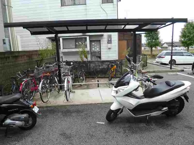 写真と現状が異なる場合は現状を優先します。