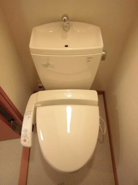 バス、トイレ別です。