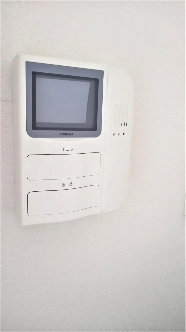 モニター付きインターフォンで安心。