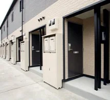 共用部分は清掃業者が清掃しています。