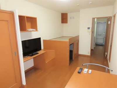 ハイベッドタイプのお部屋です
