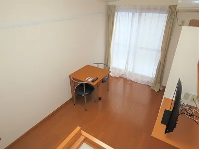 ベッド上からのアングルです