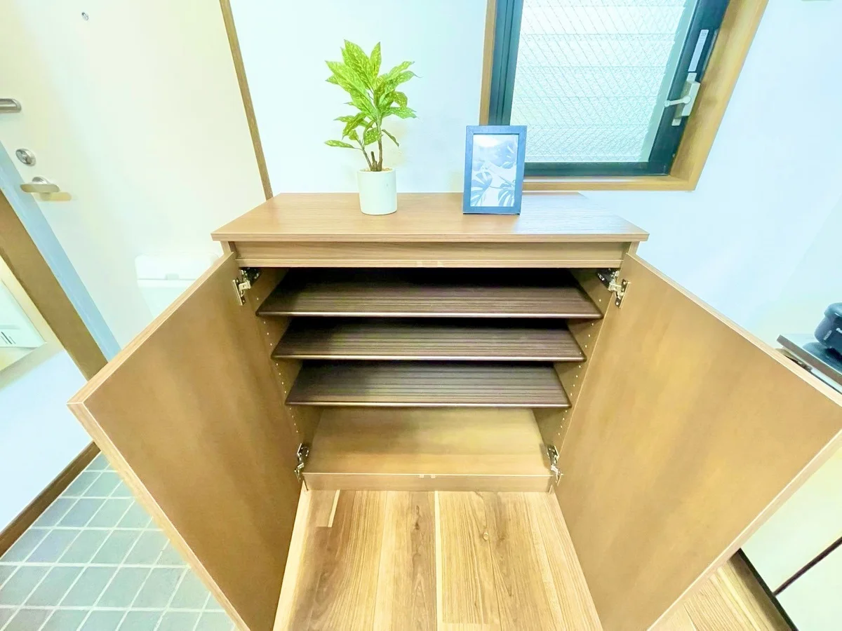 ※撮影用の観察植物・食器調理器具・雑貨類等はございません。※写真は現況優先