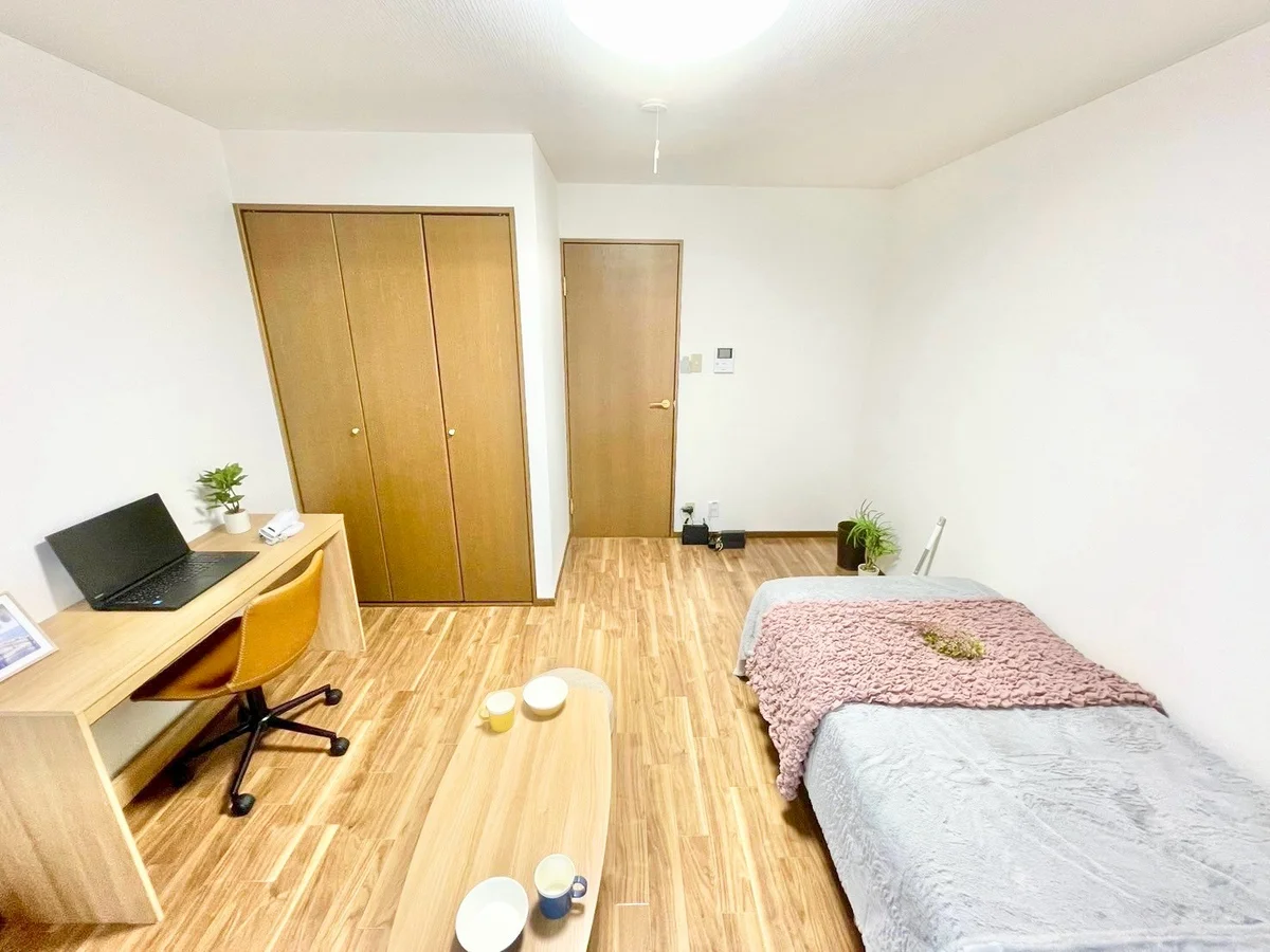 ※撮影用の観察植物・食器調理器具・雑貨類等はございません。※写真は現況優先