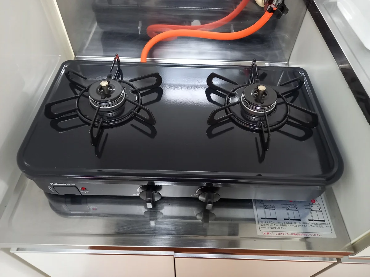 ２口ガスコンロ付き