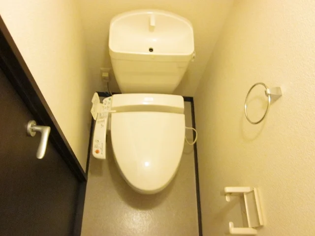 温水洗浄便座付きで嬉しい