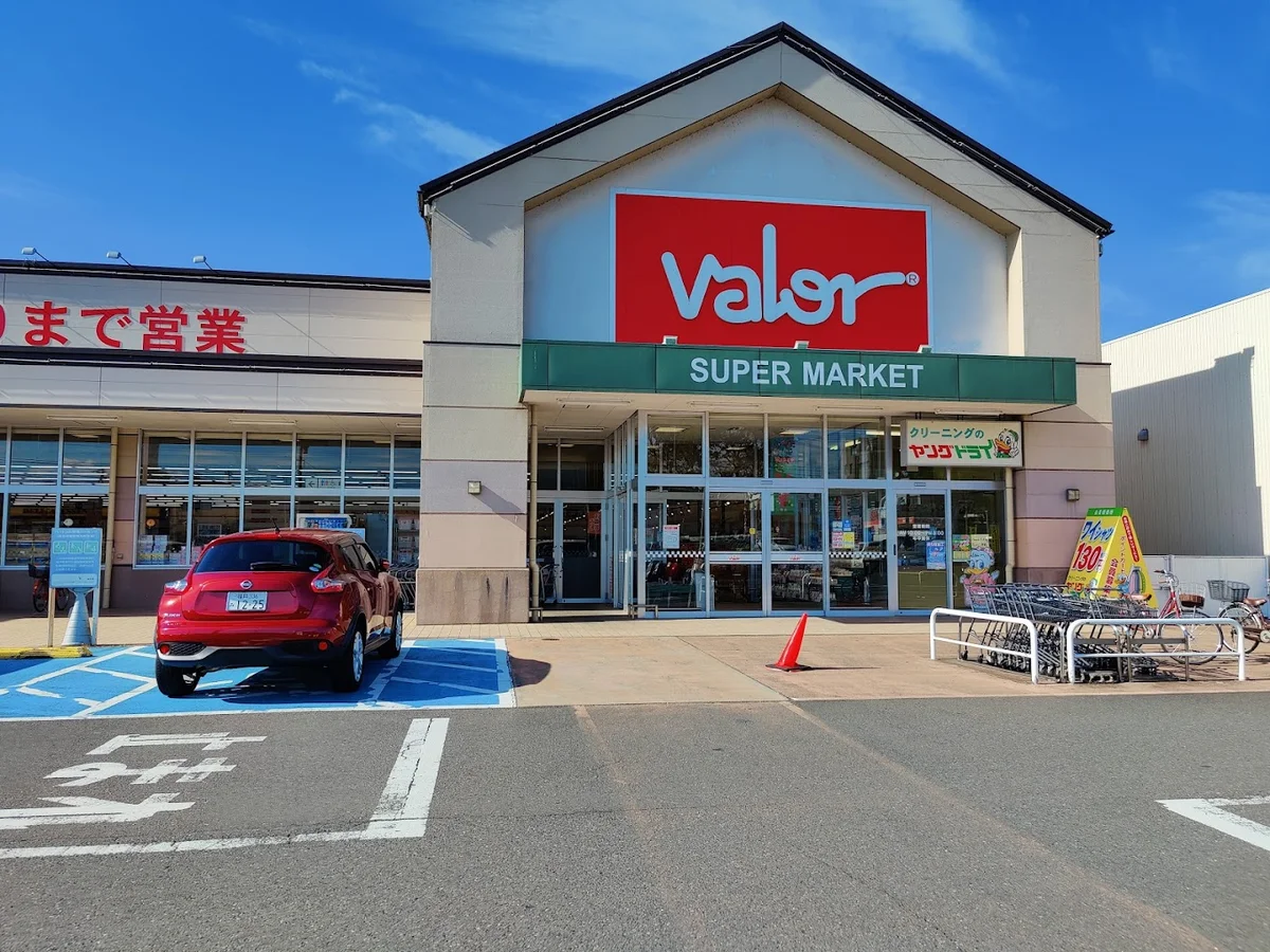 バロー 神明店　450m（徒歩6分）