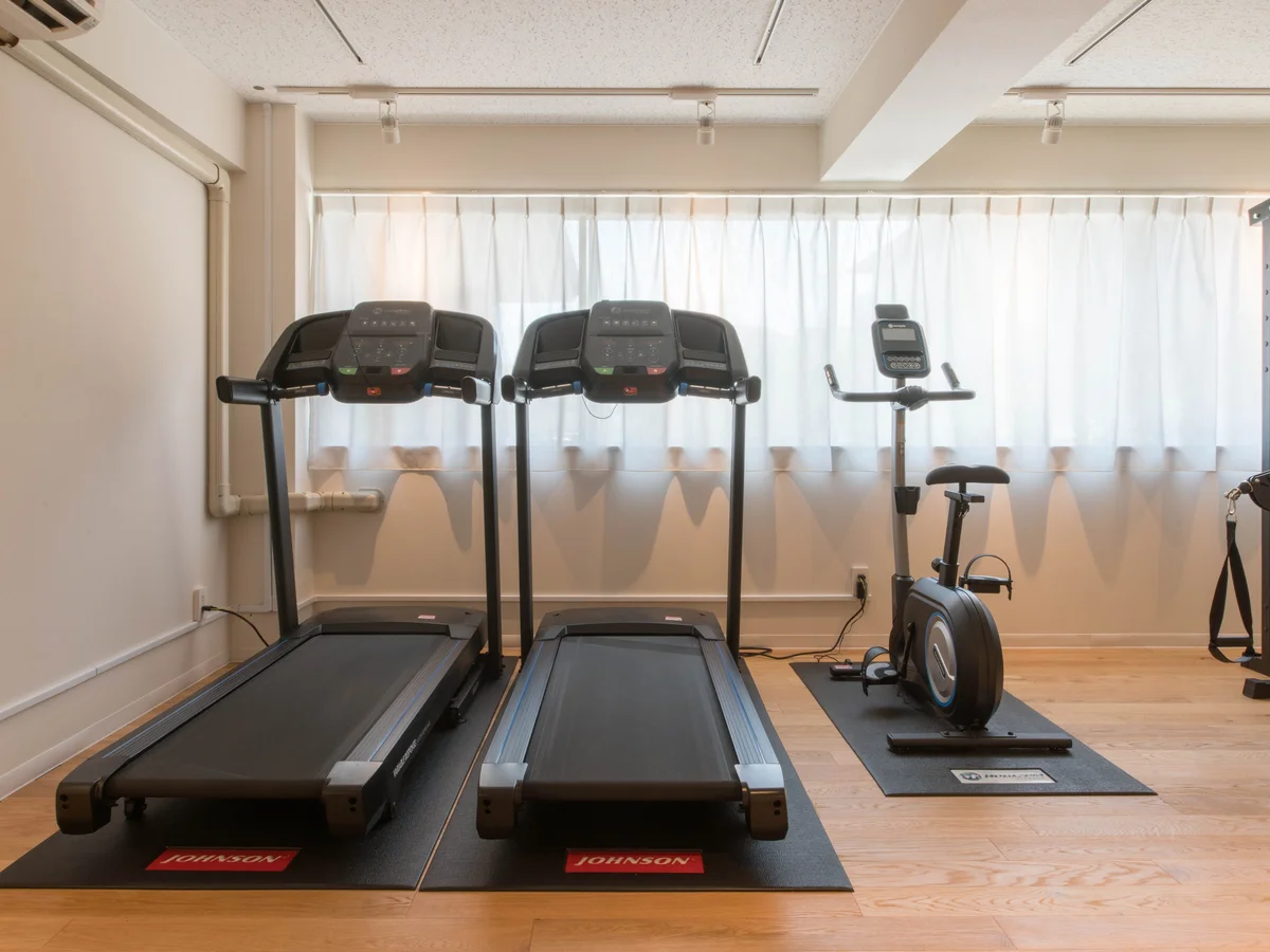 この施設はフィットネスもあるんです！