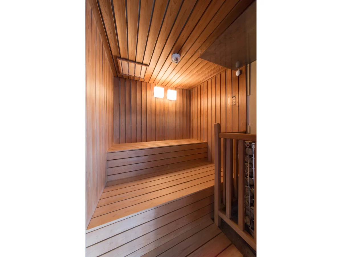 サウナはバレルサウナと通常のサウナの2つを、男女で週ごとに入れ替えてご利用いただけます！