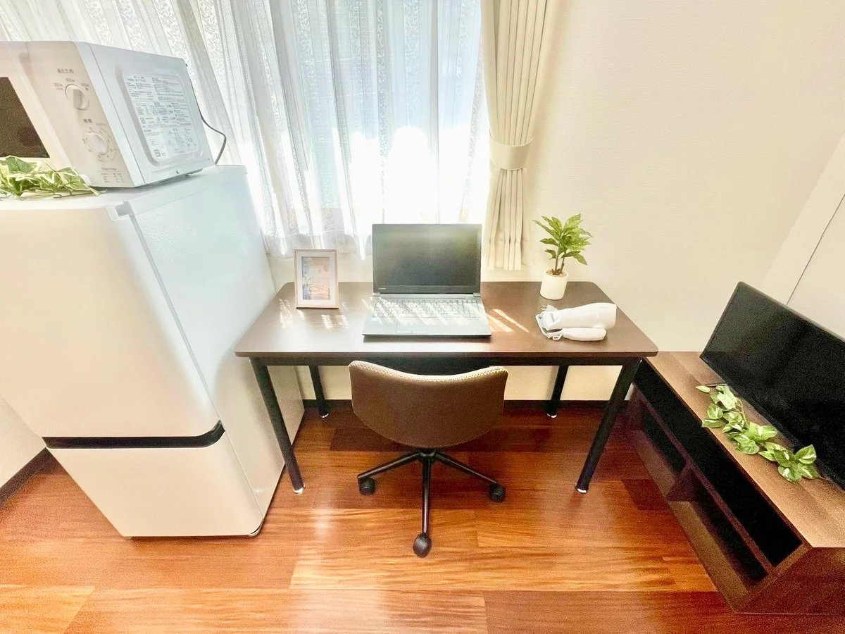 ※撮影用の観察植物・食器調理器具・雑貨類等はございません。※写真は現況優先