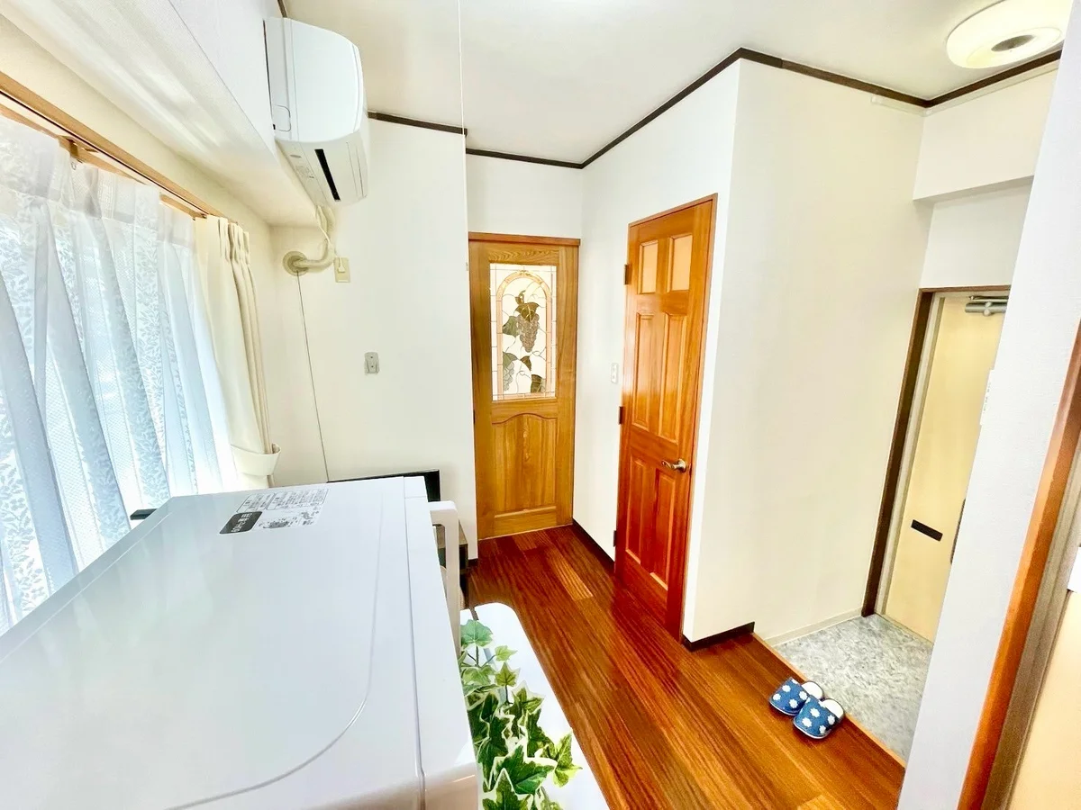 ※撮影用の観察植物・食器調理器具・雑貨類等はございません。※写真は現況優先