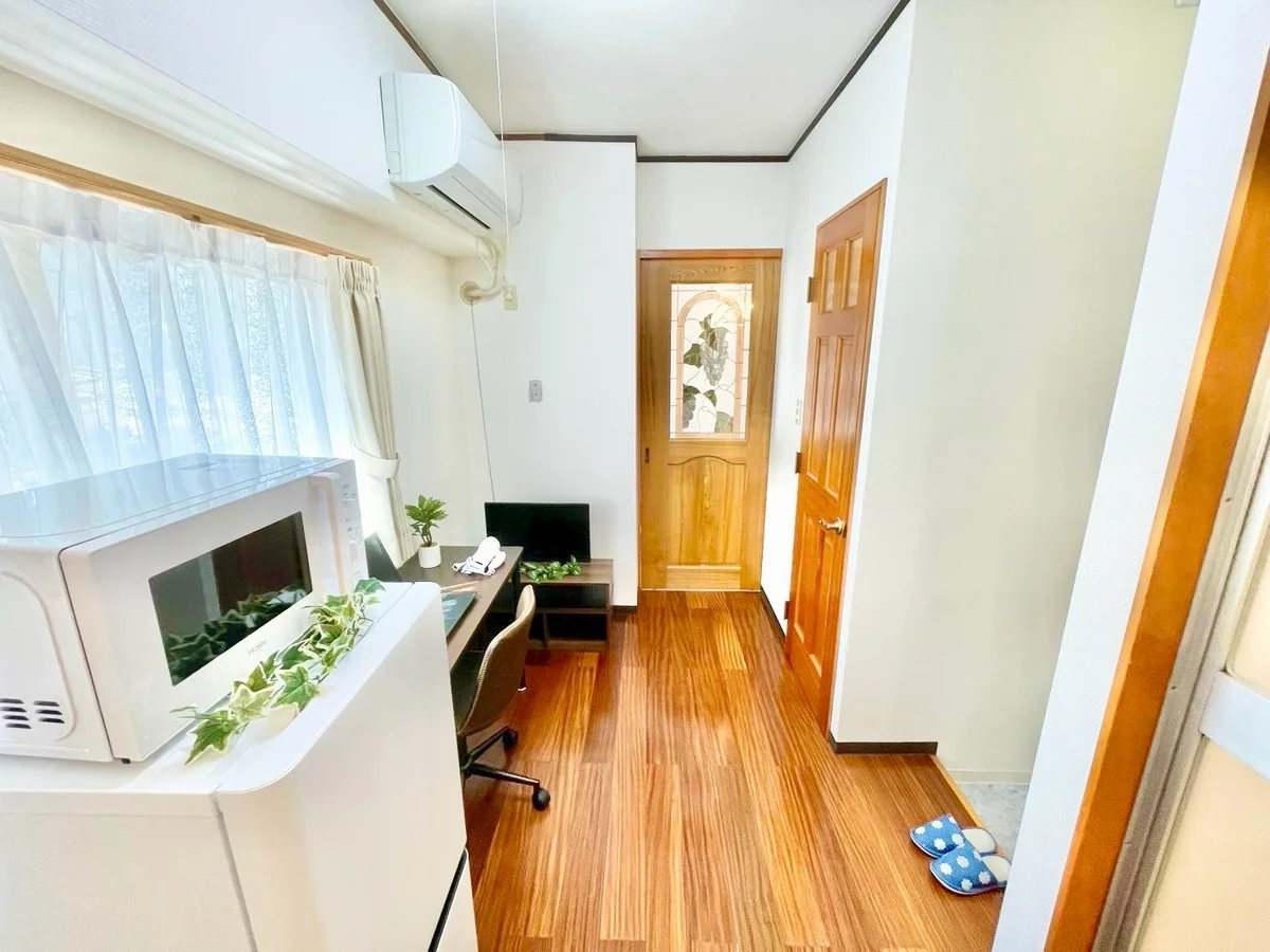 ※撮影用の観察植物・食器調理器具・雑貨類等はございません。※写真は現況優先