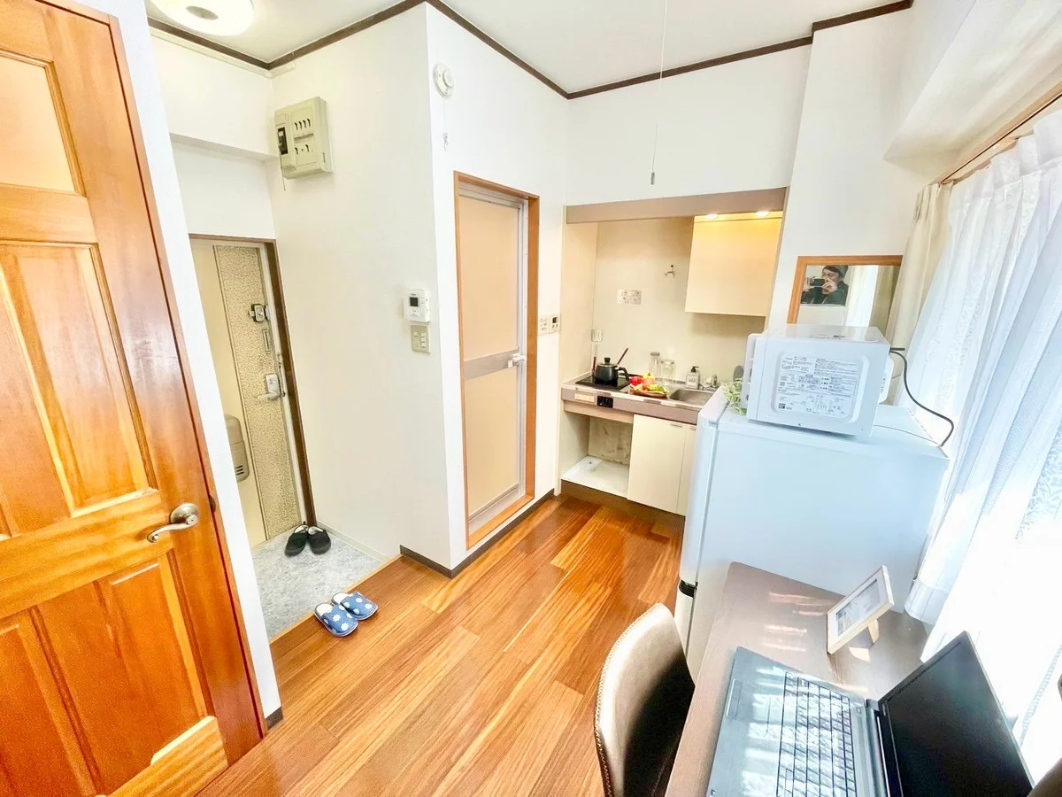 ※撮影用の観察植物・食器調理器具・雑貨類等はございません。※写真は現況優先