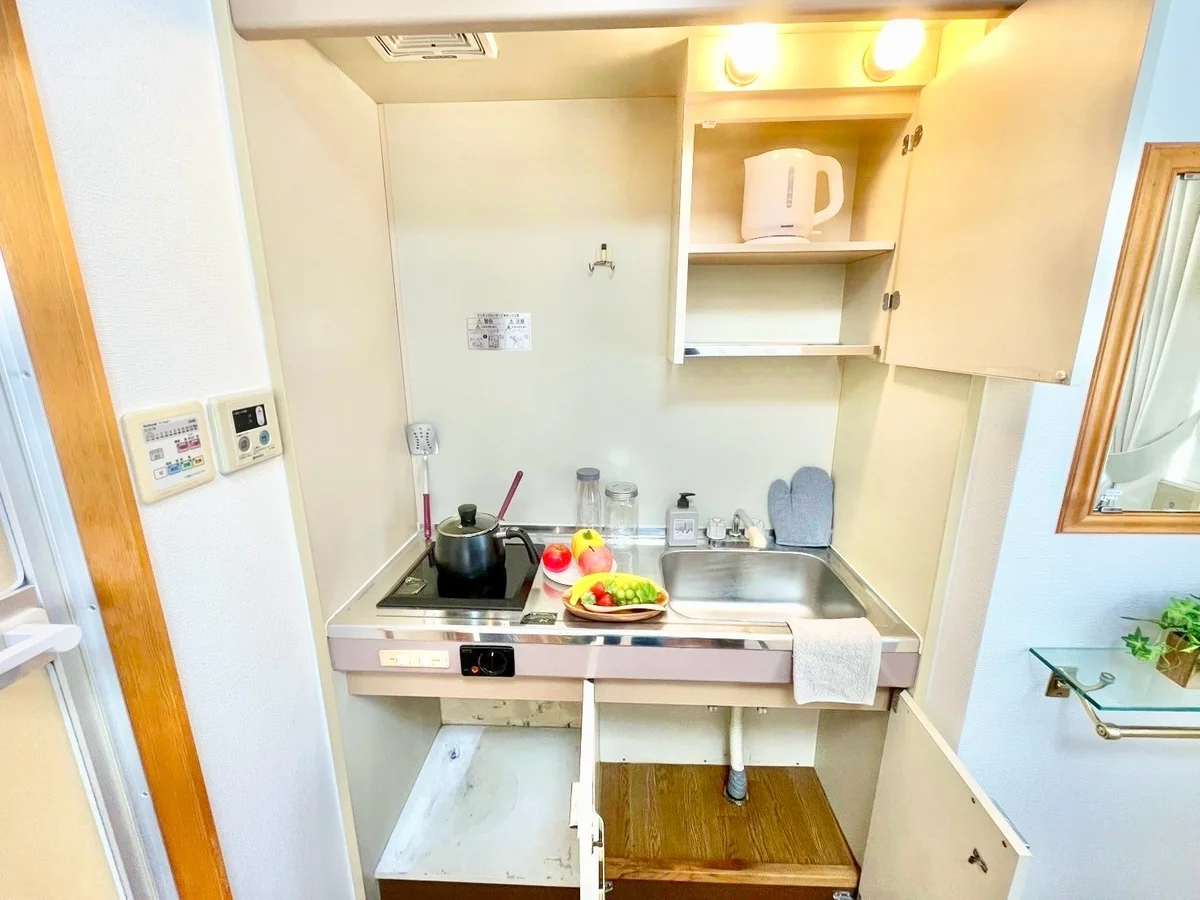 ※撮影用の観察植物・食器調理器具・雑貨類等はございません。※写真は現況優先