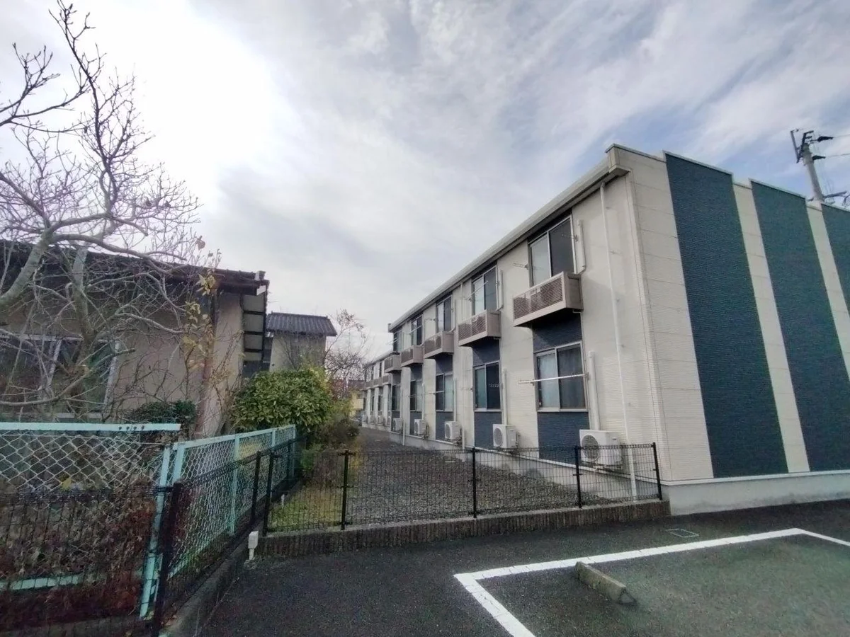 写真と現状が異なる場合は現状を優先します。