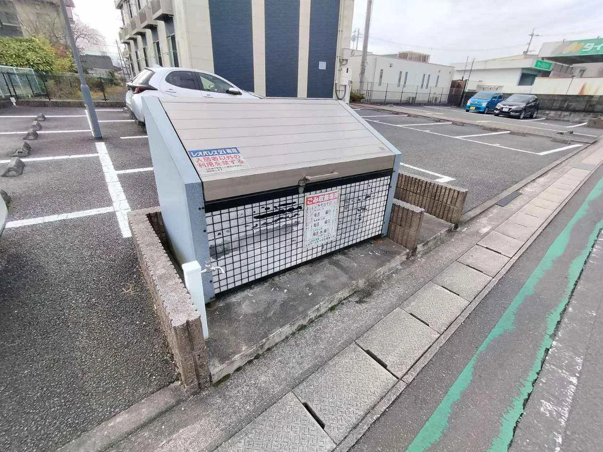 設備・仕様は号室により異なる為、現況を優先致します。