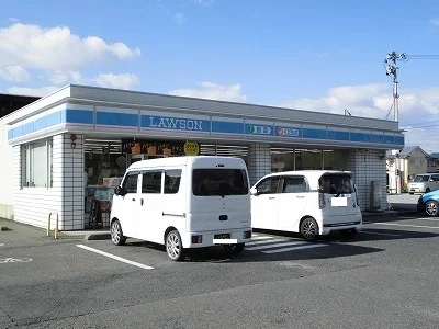 ローソン天童駅西3丁目店まで350m