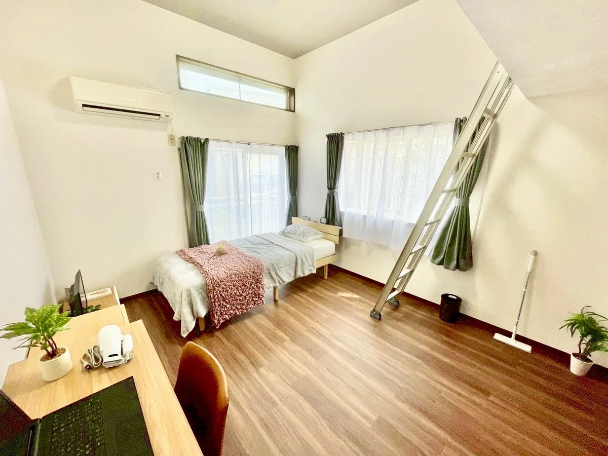 ※撮影用の観察植物・食器調理器具・雑貨類等はございません。※写真は現況優先