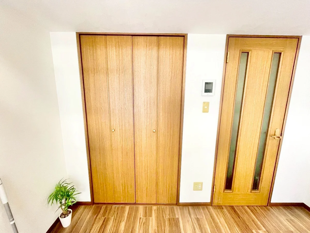 ※撮影用の観察植物・食器調理器具・雑貨類等はございません。※写真は現況優先