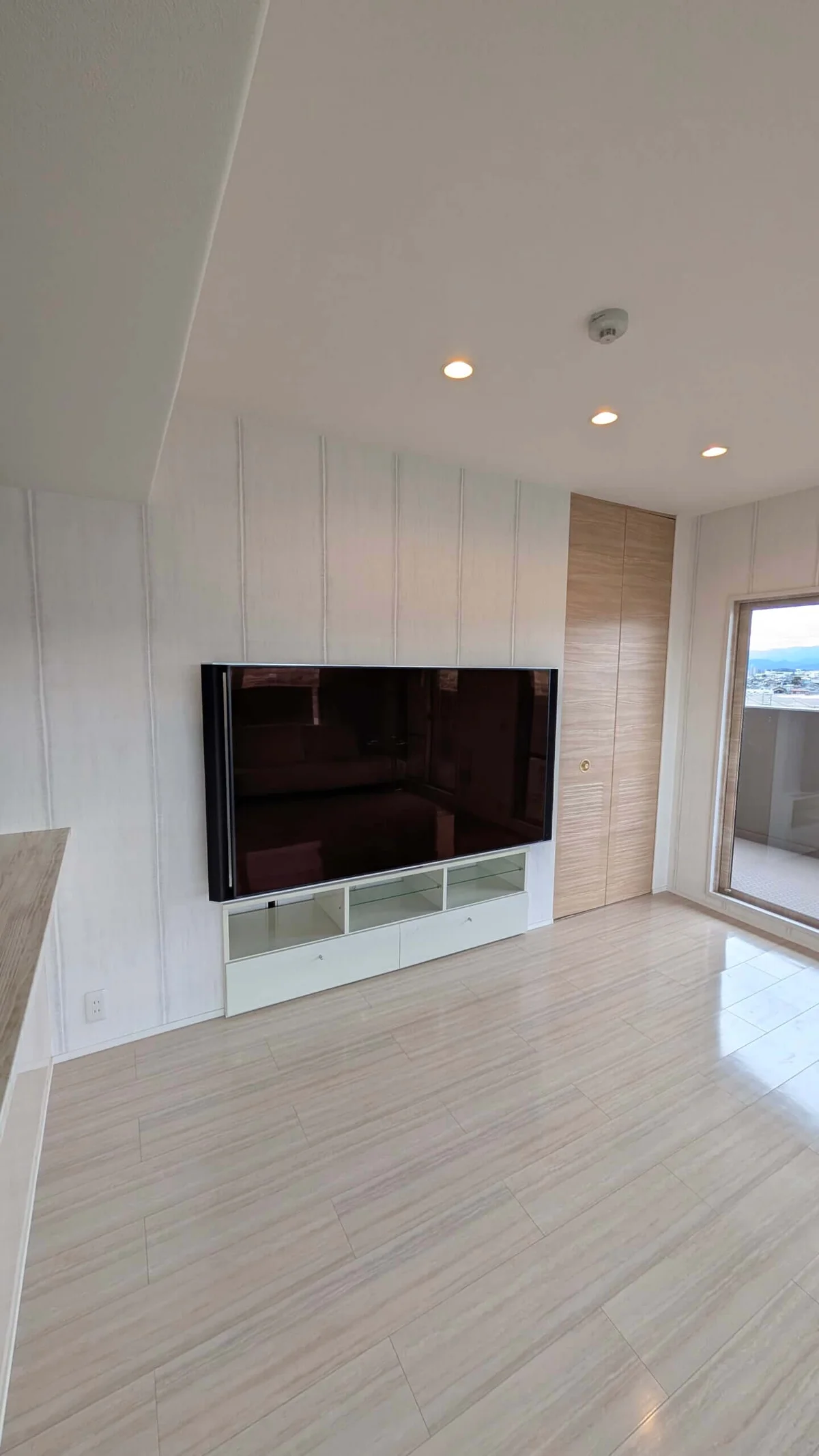 大迫力のテレビ♪