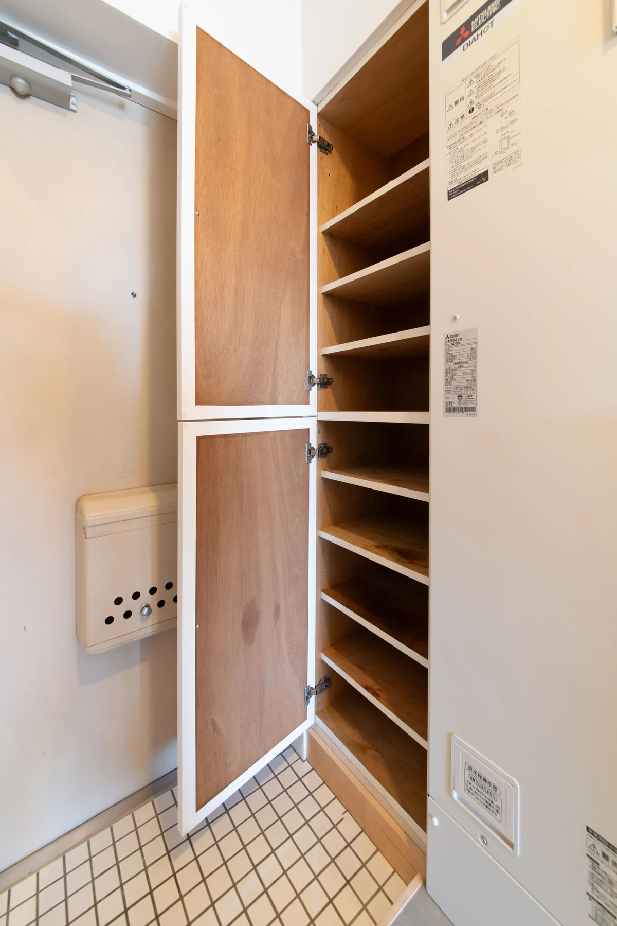 玄関の収納は十分すぎるくらいたくさん収納できますね。