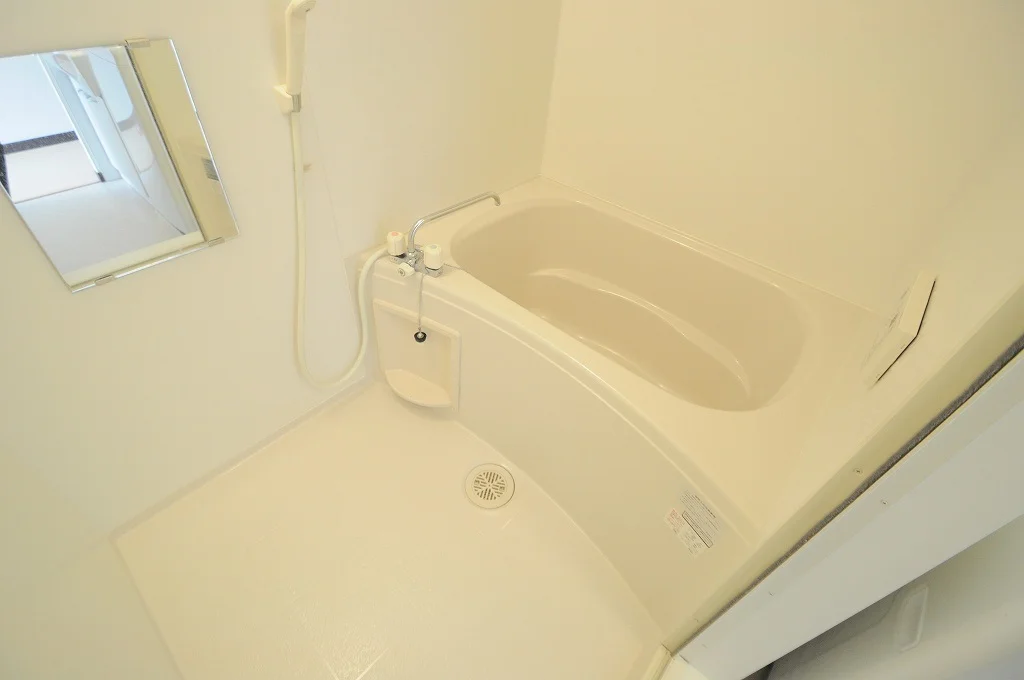 備品や設備仕様は号室等により異なります現地をご確認下さい。