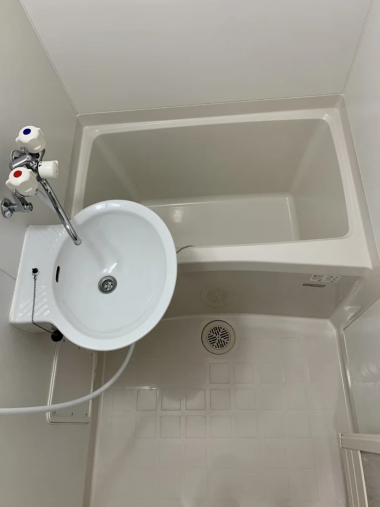 バス・トイレ別です。仕様が異なる場合があります。