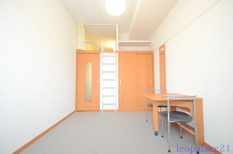 設備・使用は号室により異なる為、現況を優先致します。