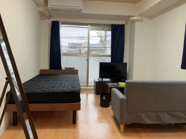 ワンルームタイプ８帖のお部屋です。