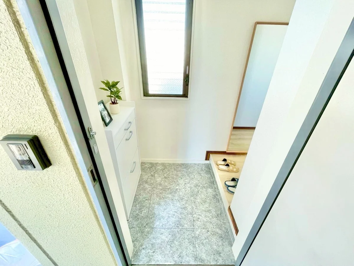 ※撮影用の観葉植物・食器調理器具・雑貨類等はございません。※図面・写真は現況優先。