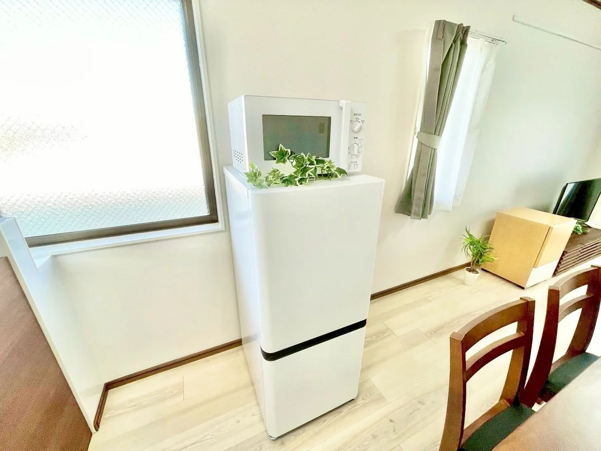 ※撮影用の観葉植物・食器調理器具・雑貨類等はございません。※図面・写真は現況優先。