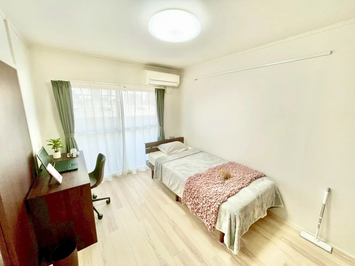 ※撮影用の観葉植物・食器調理器具・雑貨類等はございません。※図面・写真は現況優先。