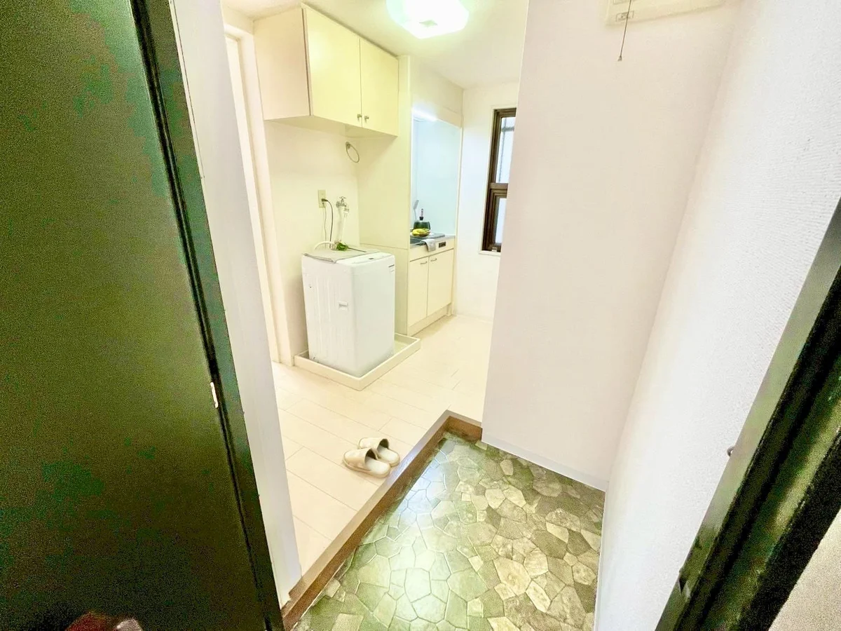 ※撮影用の観察植物・食器調理器具・雑貨類等はございません。※写真は現況優先