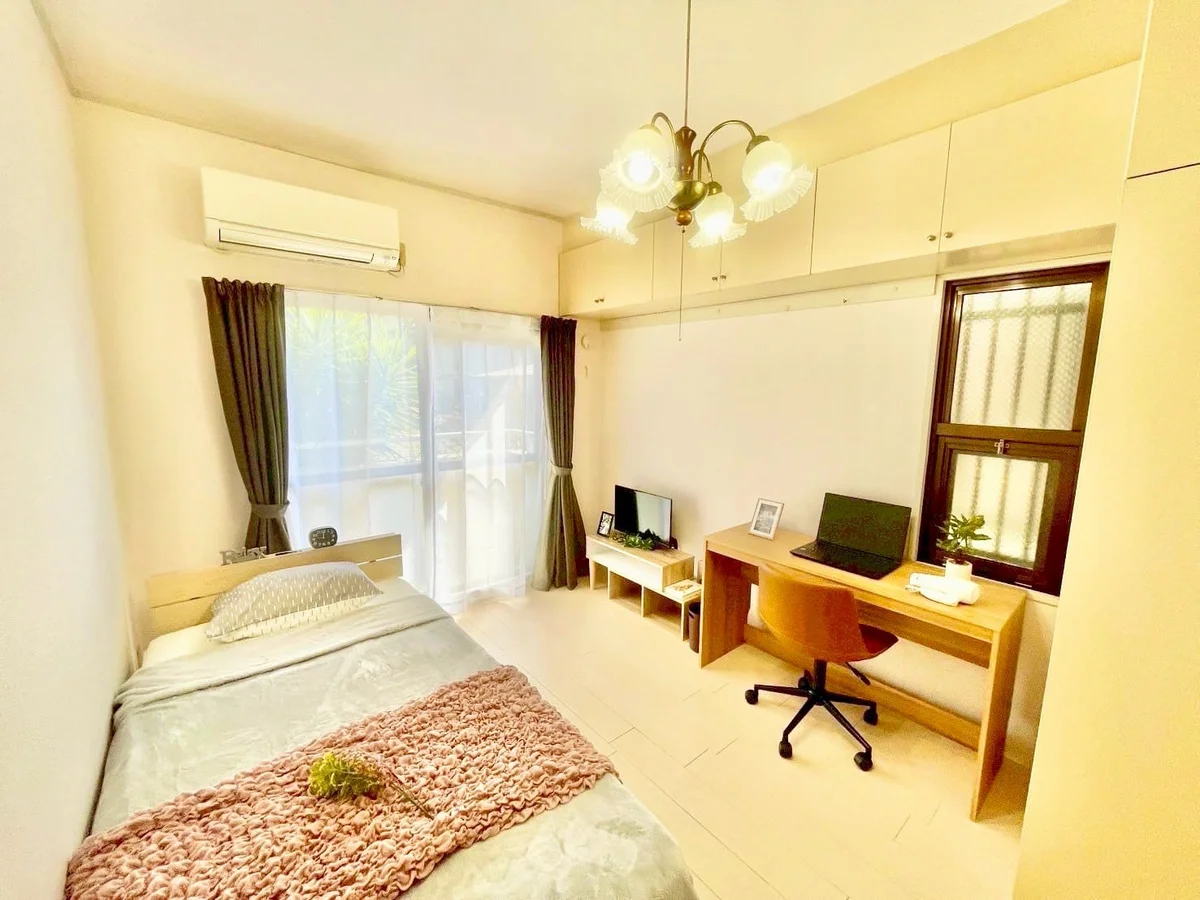 ※撮影用の観察植物・食器調理器具・雑貨類等はございません。※写真は現況優先