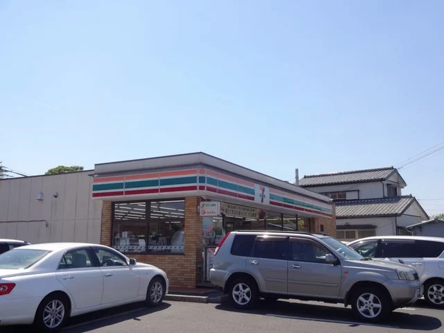 セブンイレブン市原更級通り店まで750m