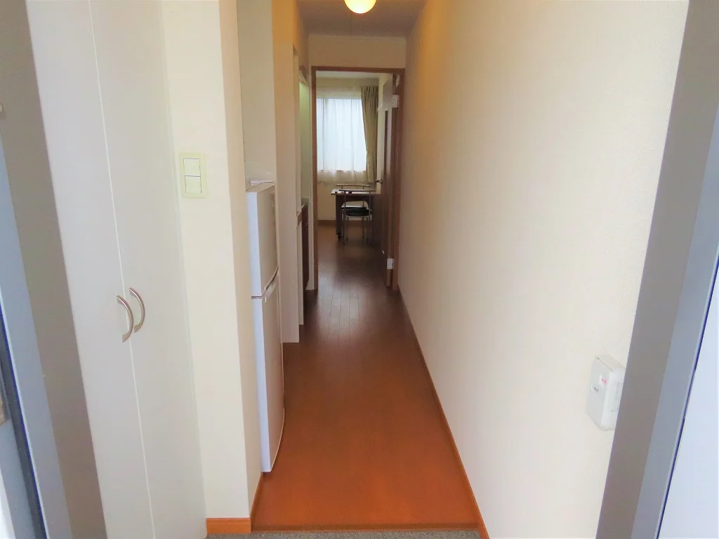 玄関からのアングルです