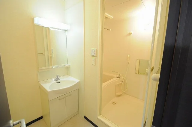 設備仕様は号室により異なる為、現況を優先とします。