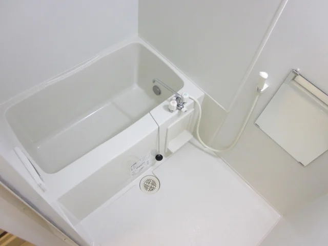 浴室乾燥機付きで雨の日でも快適に洗濯できます！